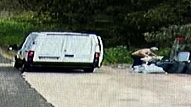 Abbandono di rifiuti nel Parco del Circeo: denunciato un uomo di 56 anni