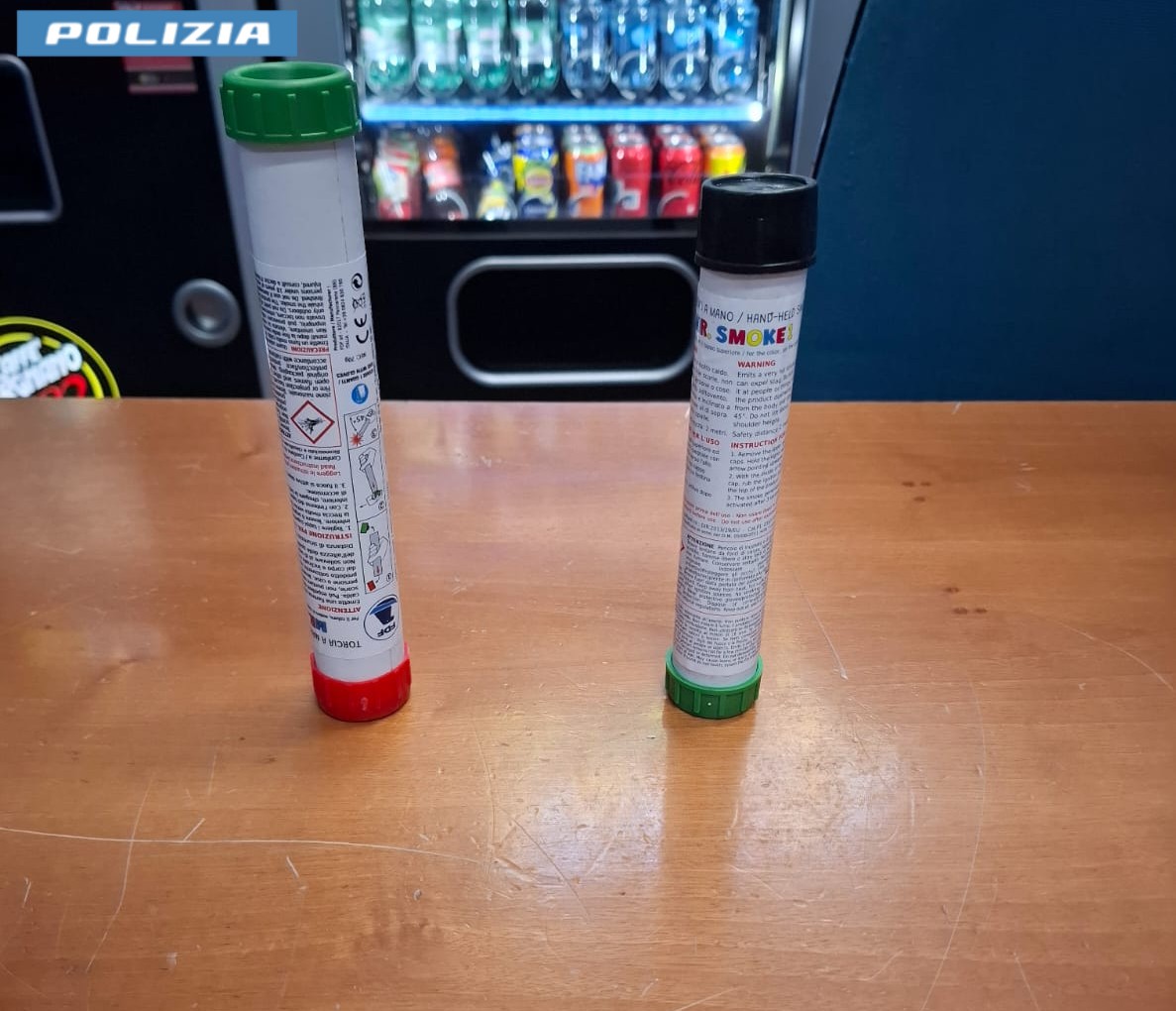 Due ultras denunciati per possesso di tirapugni e fumogeni