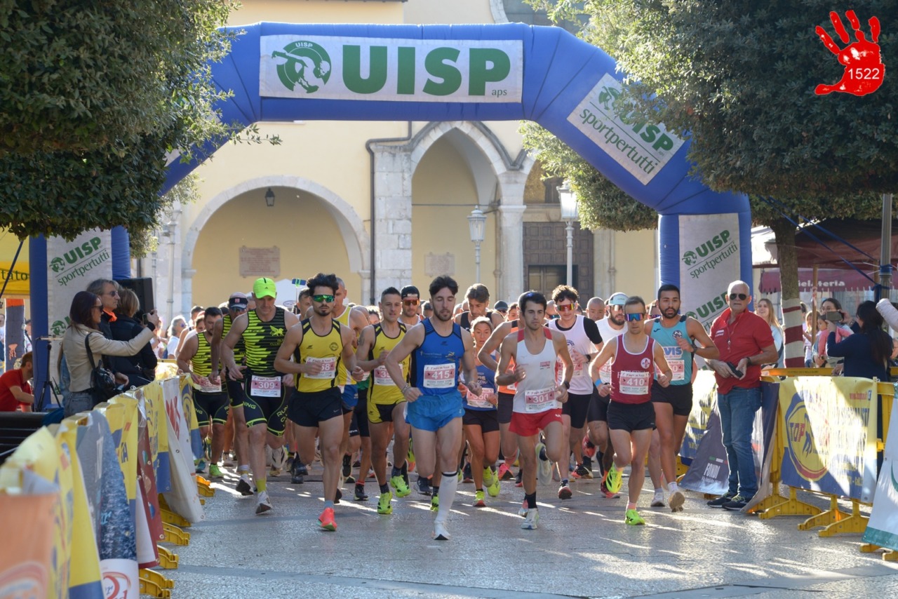 Fondi in rosa, una domenica di corsa e solidarietà