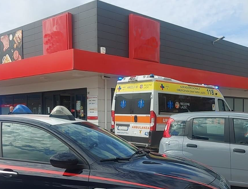 Furto e rapina in un supermercato, intervenuto il Comandante dei Carabinieri