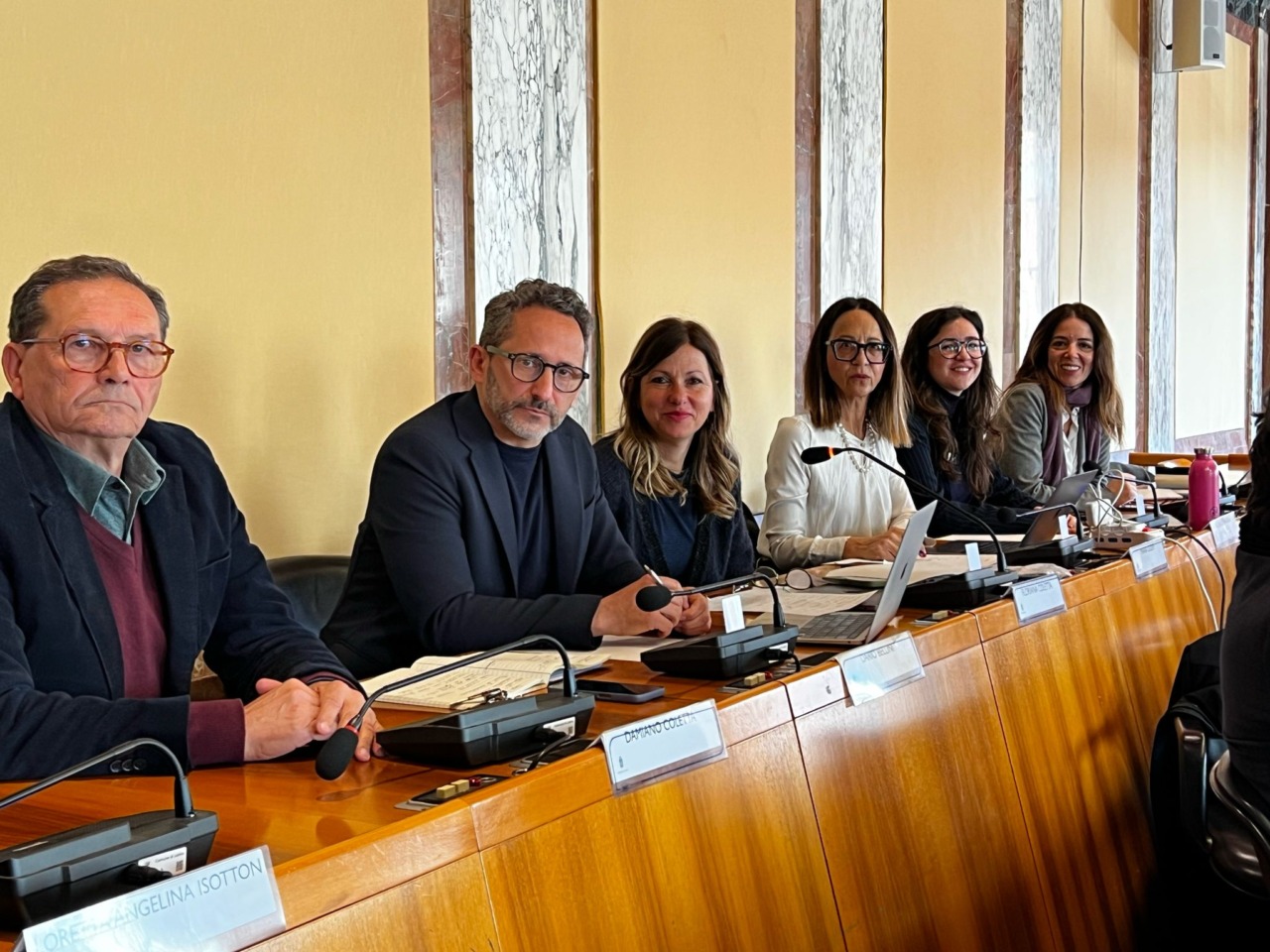 Acqualatina, opposizioni contro la Sindaca Celentano: “Mancato rispetto del mandato del Consiglio”