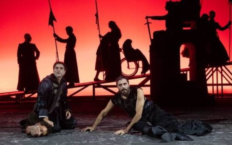 Al Teatro D’Annunzio, in scena “Macbeth” con Daniele Pecci e Sandra Toffolatti