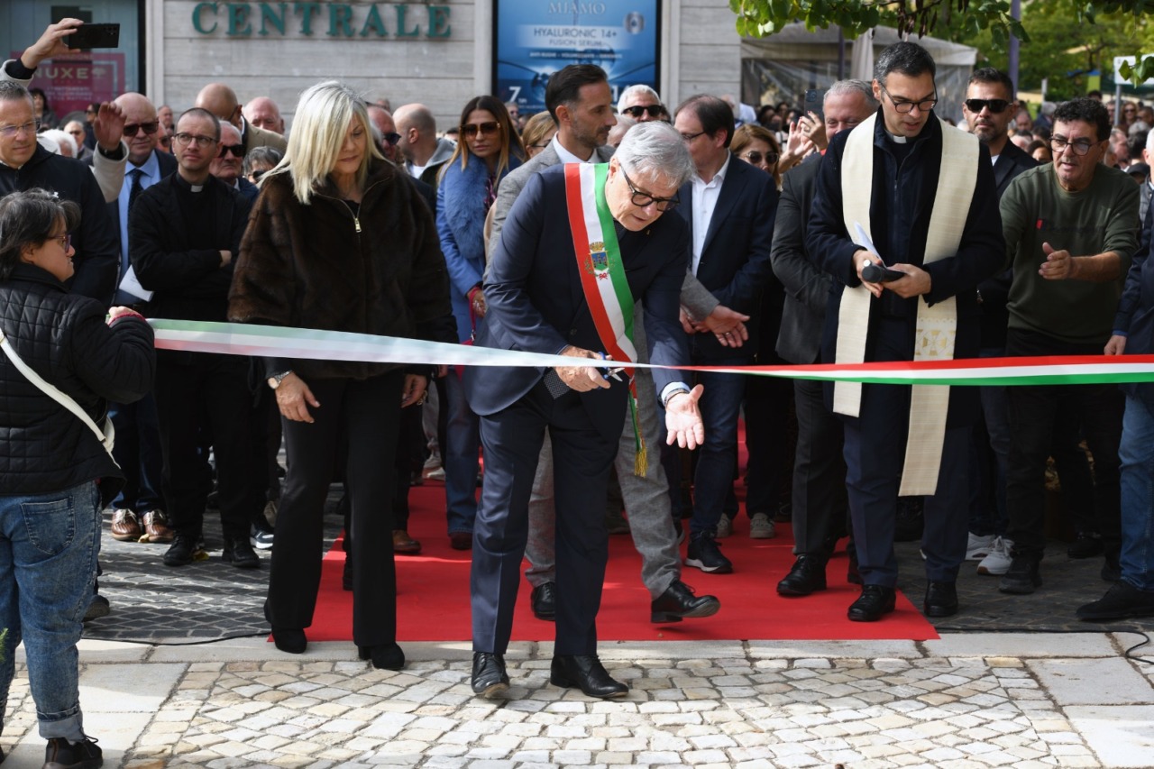 Apertura ufficiale del Giardino di Piazza XIX Marzo e della Fontana Biondi