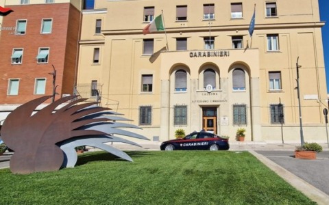 Arrestati tre individui per tentata estorsione con metodo mafioso