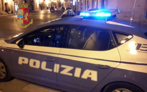 Arresti e braccialetti elettronici per vittime di violenza domestica