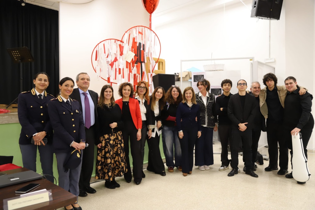 Avviato un nuovo progetto per combattere violenza di genere e bullismo nelle scuole superiori