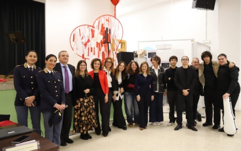 Avviato un nuovo progetto per combattere violenza di genere e bullismo nelle scuole superiori