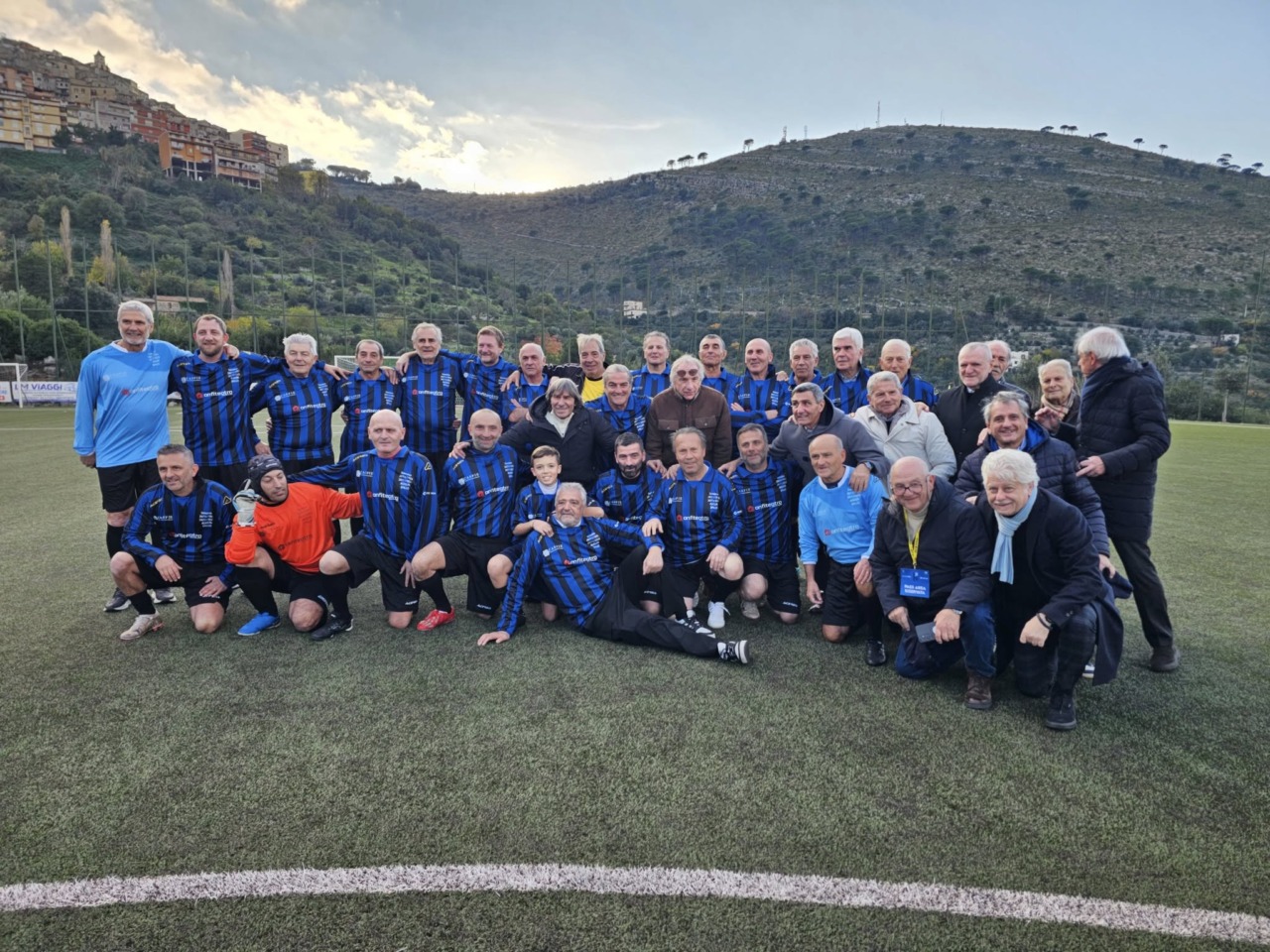 Celebrazione per i 70 anni di Spillo Altobelli con le leggende del calcio