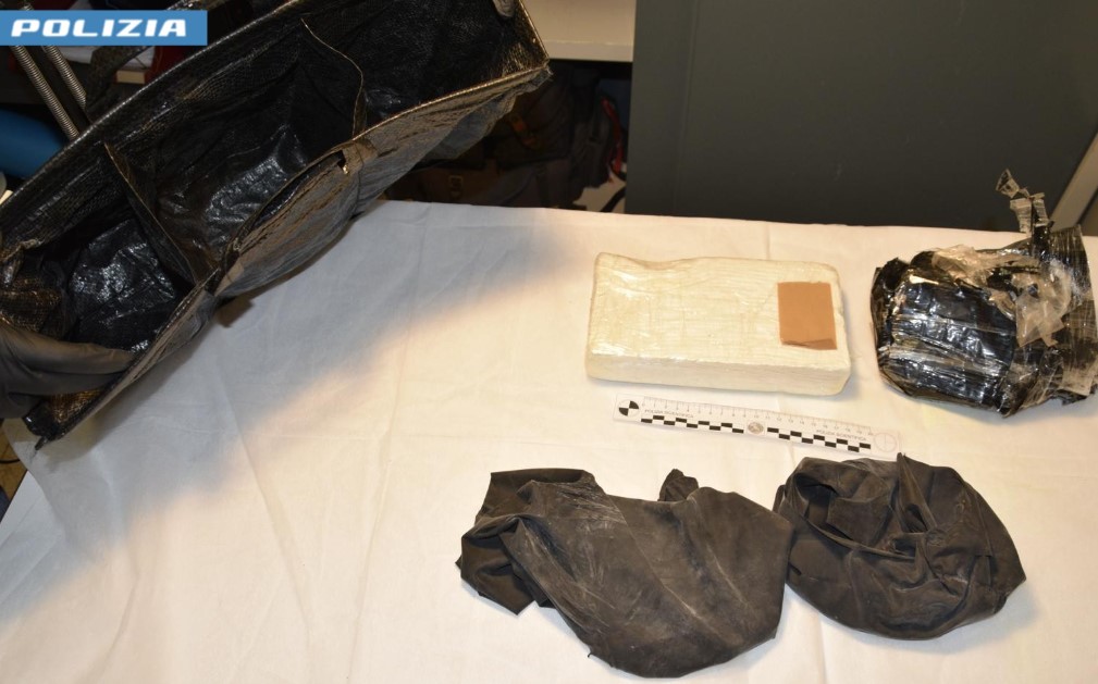 Droga sulla Pontina: confermata la custodia cautelare per i tre arrestati