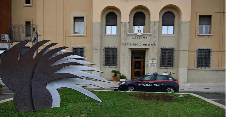 Finge di essere titolare di un’agenzia: denunciato per truffa