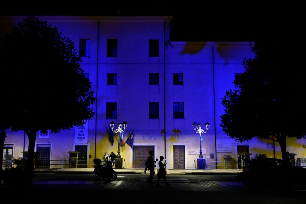 Giornata internazionale per i diritti dell’infanzia: monumenti illuminati di blu a Formia