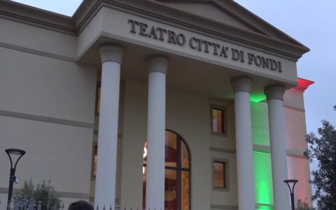 Inaugurato il teatro Nino Canale in piazza Gianni Rodari