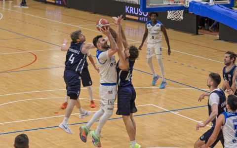 La Benacquista Latina cede nel derby contro la Luiss Roma