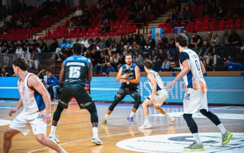 La Benacquista Latina in testa al girone B