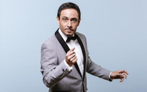 Matteo Brancaleoni porta “La Dolce Vita” a Gaeta per “Favole di Luce”