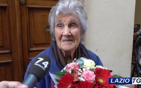 Nonna Lina festeggia 100 anni di vita e passione