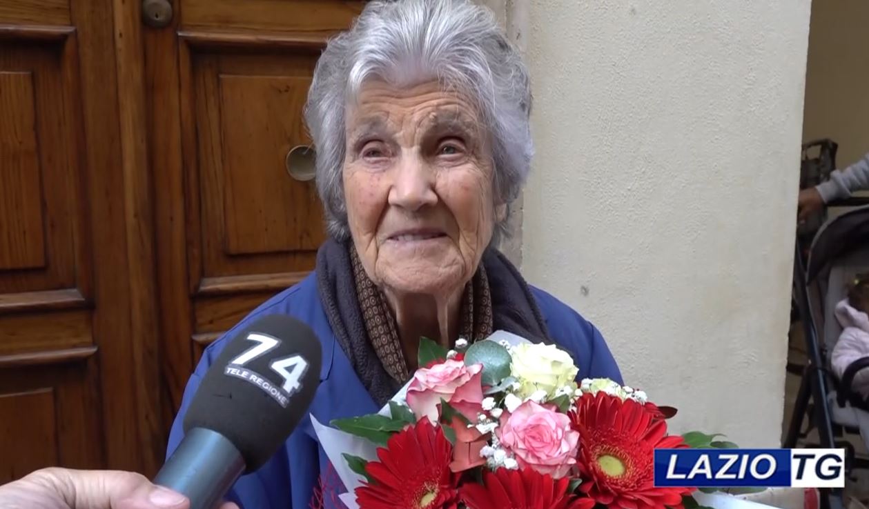 Nonna Lina festeggia 100 anni di vita e passione