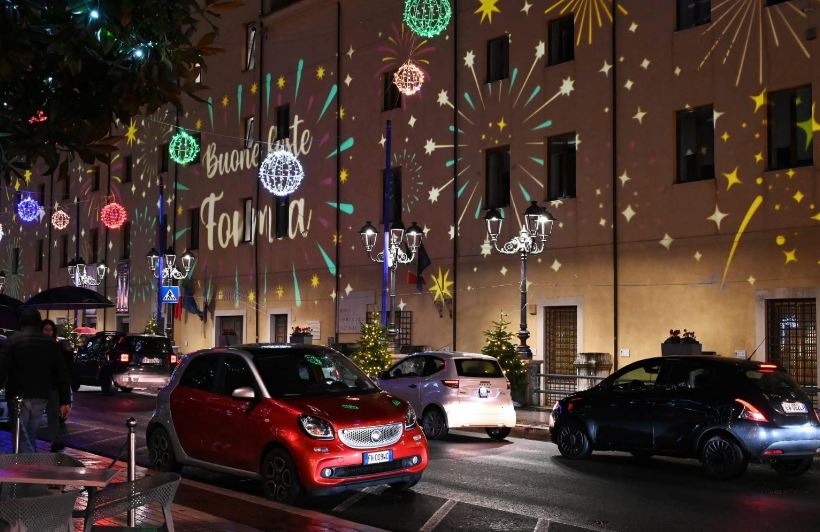 Ritorna “Natale in vetrina” con nuove opportunità