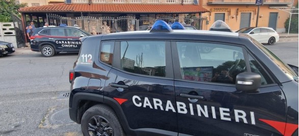 Un 55enne arrestato per maltrattamenti, rapina ed estorsione