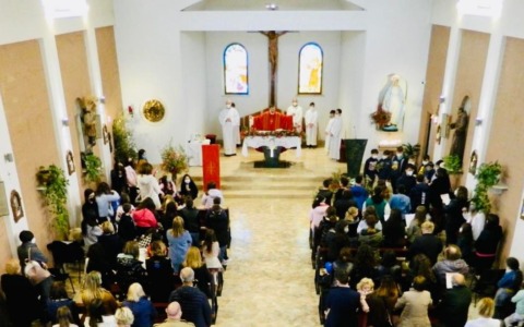 Attacco esplosivo contro il presepe della chiesa di San Carlo a Sezze