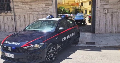 Fermato un uomo sospetto in viale Le Corbusier: trovato con cocaina