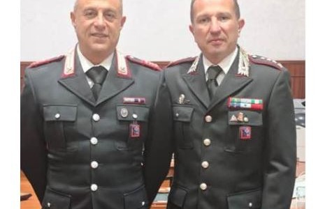 Il Luogotenente Giuseppe Papotto saluta i Carabinieri di Latina