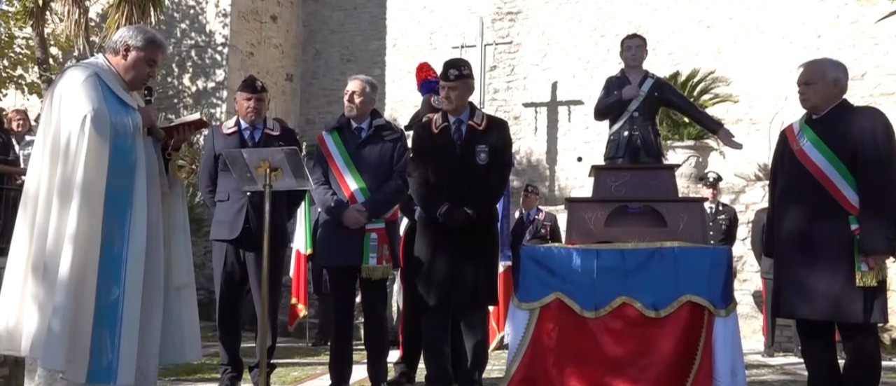 Inaugurata la statua di Salvo D’Acquisto a Castelforte