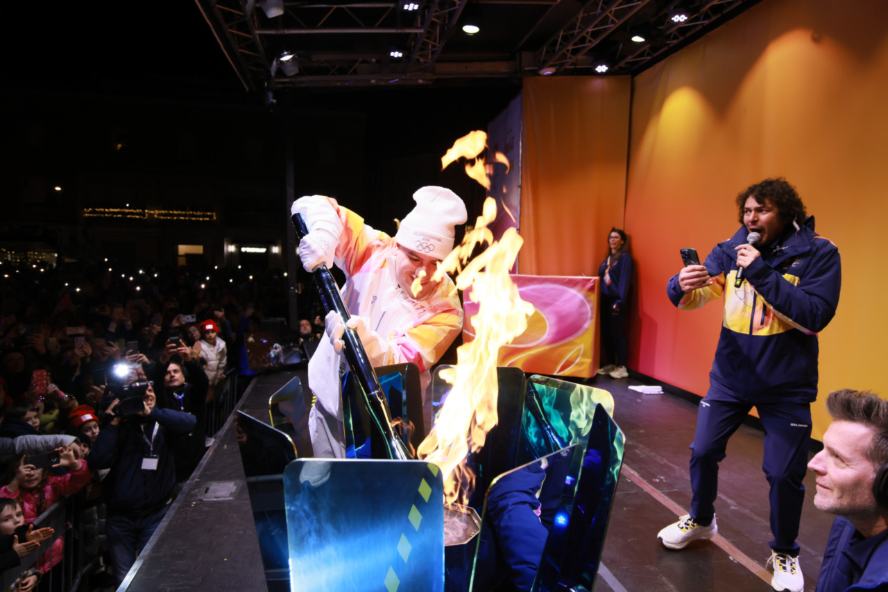 Latina celebra l’arrivo della fiamma olimpica: una festa per la città