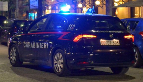 Maltrattamenti in famiglia: arrestato un uomo di 42 anni