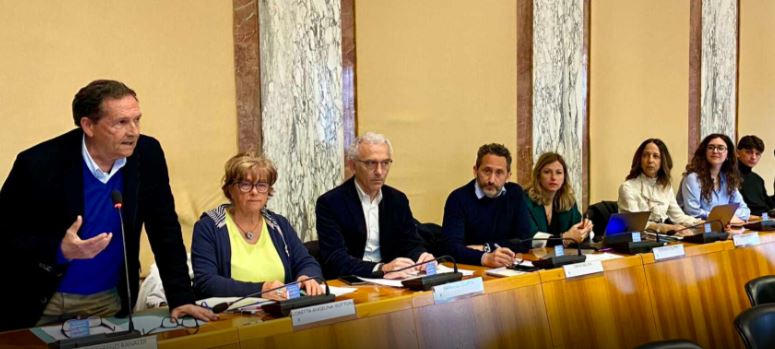 Opposizione critica la nomina di Zaccheo alla Fondazione Latina 2032