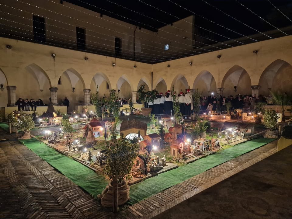 Un presepe unico nel Chiostro di San Domenico