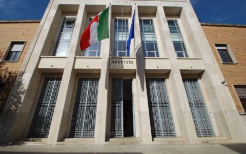 Arrestato per minacce di morte alla ex e al nuovo compagno