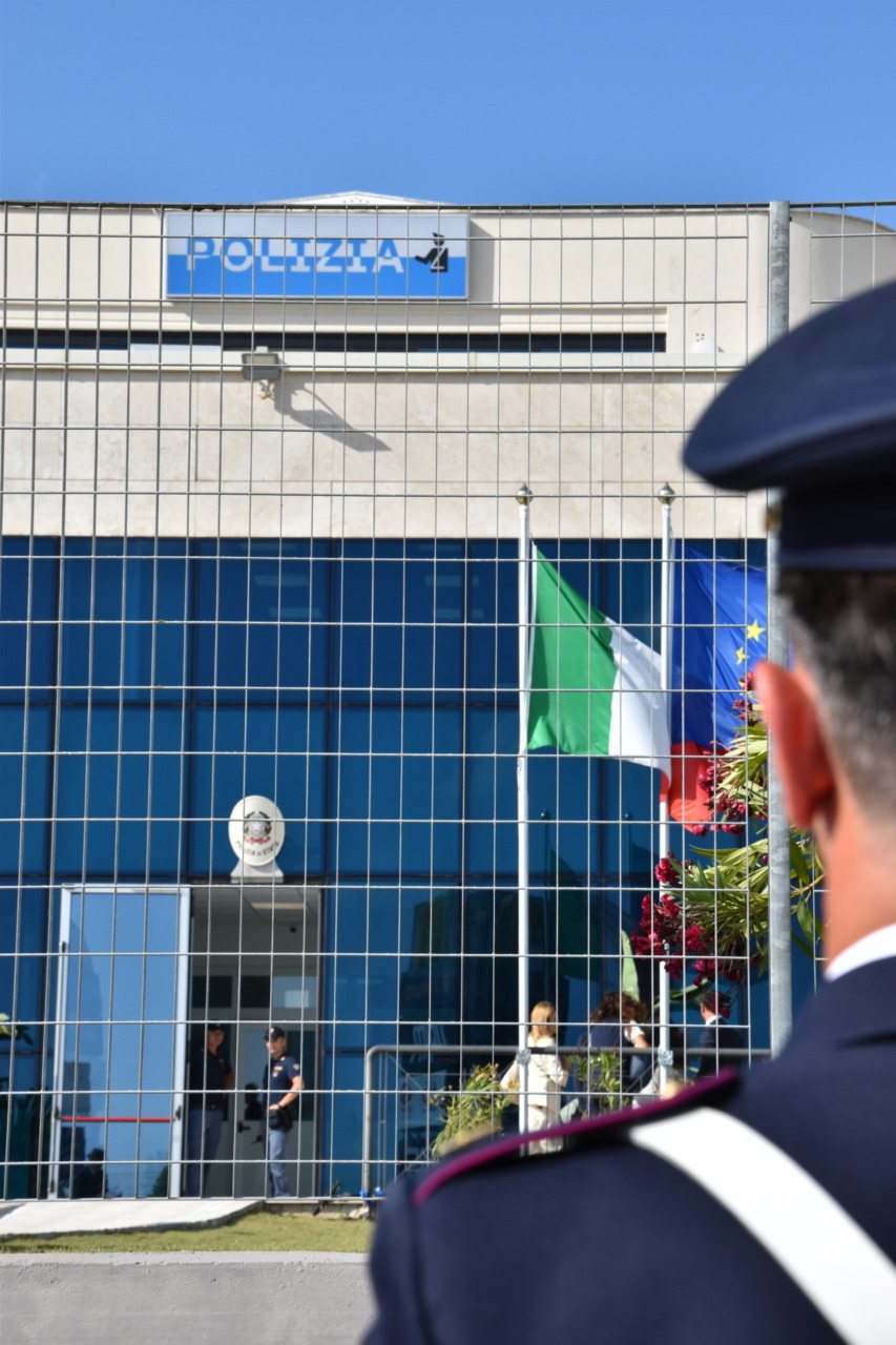 Arrestato un 47enne per minacce e devastazione dell’abitazione dell’ex coniuge