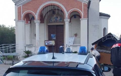 Doganella di Ninfa, rubate 15 statue del presepe in un furto sacrilego