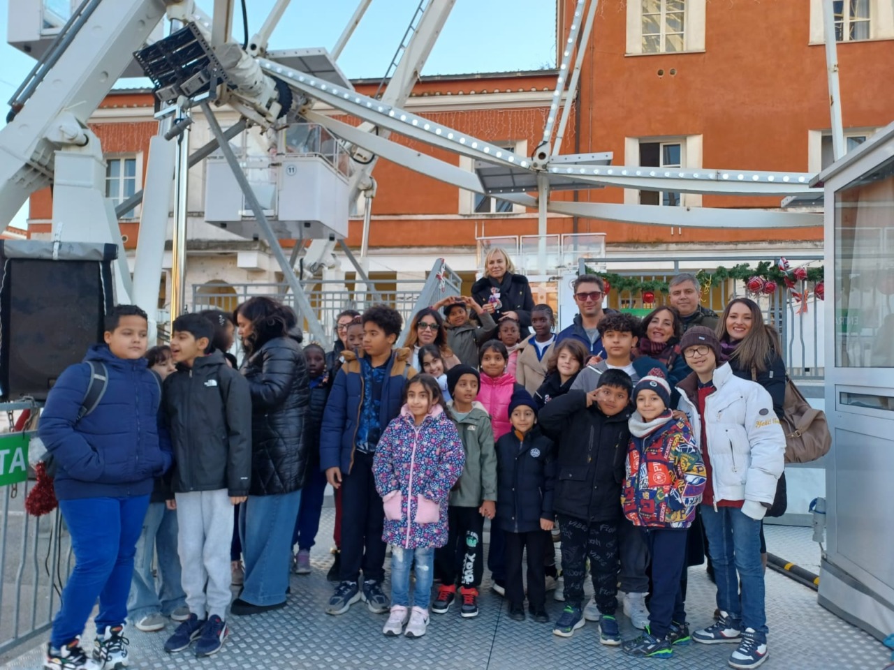 Giornata solidale alla ruota panoramica per i ragazzi dei centri minori