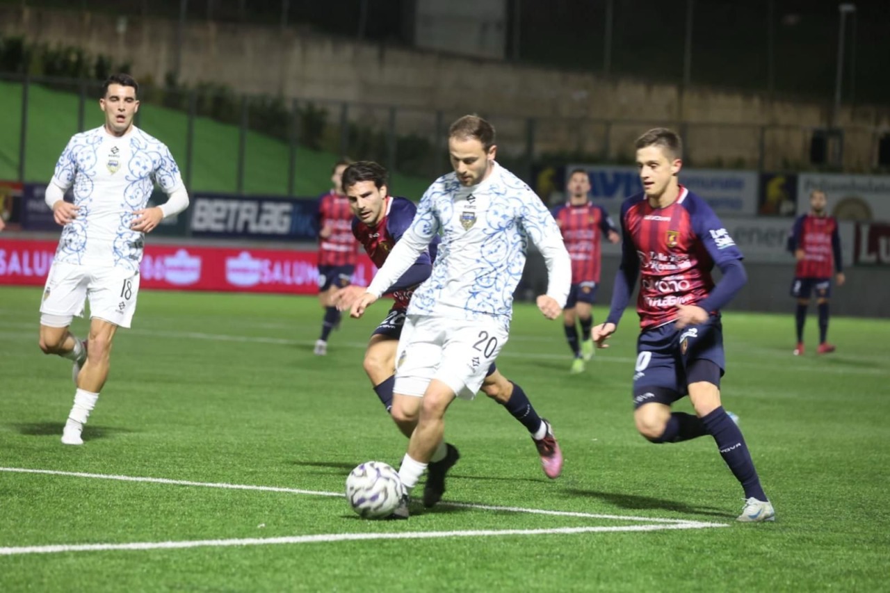 Il Latina continua a vincere: 2-0 contro il Foggia