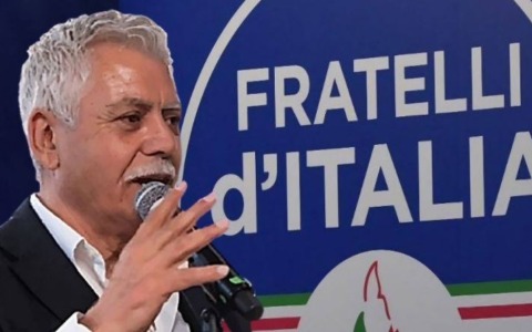 Inchiesta sui chioschi: Fratelli d’Italia attacca la giunta Mosca