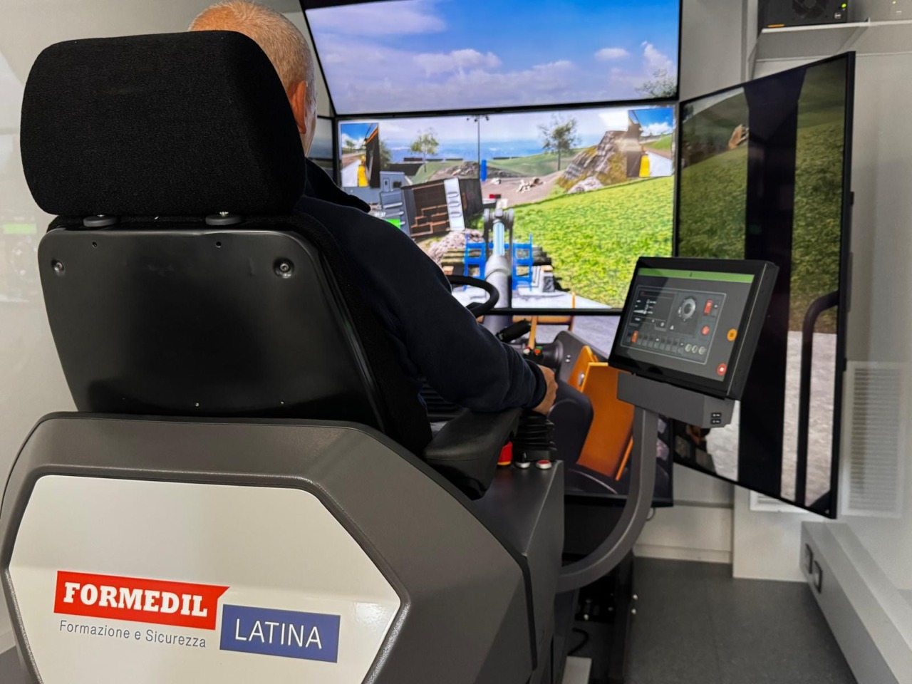 Istituto Fermi-Filangieri, Open Day in Largo Domenico Paone