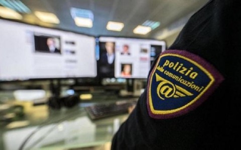 La Polizia Postale dialoga con gli studenti su bullismo e pericoli online