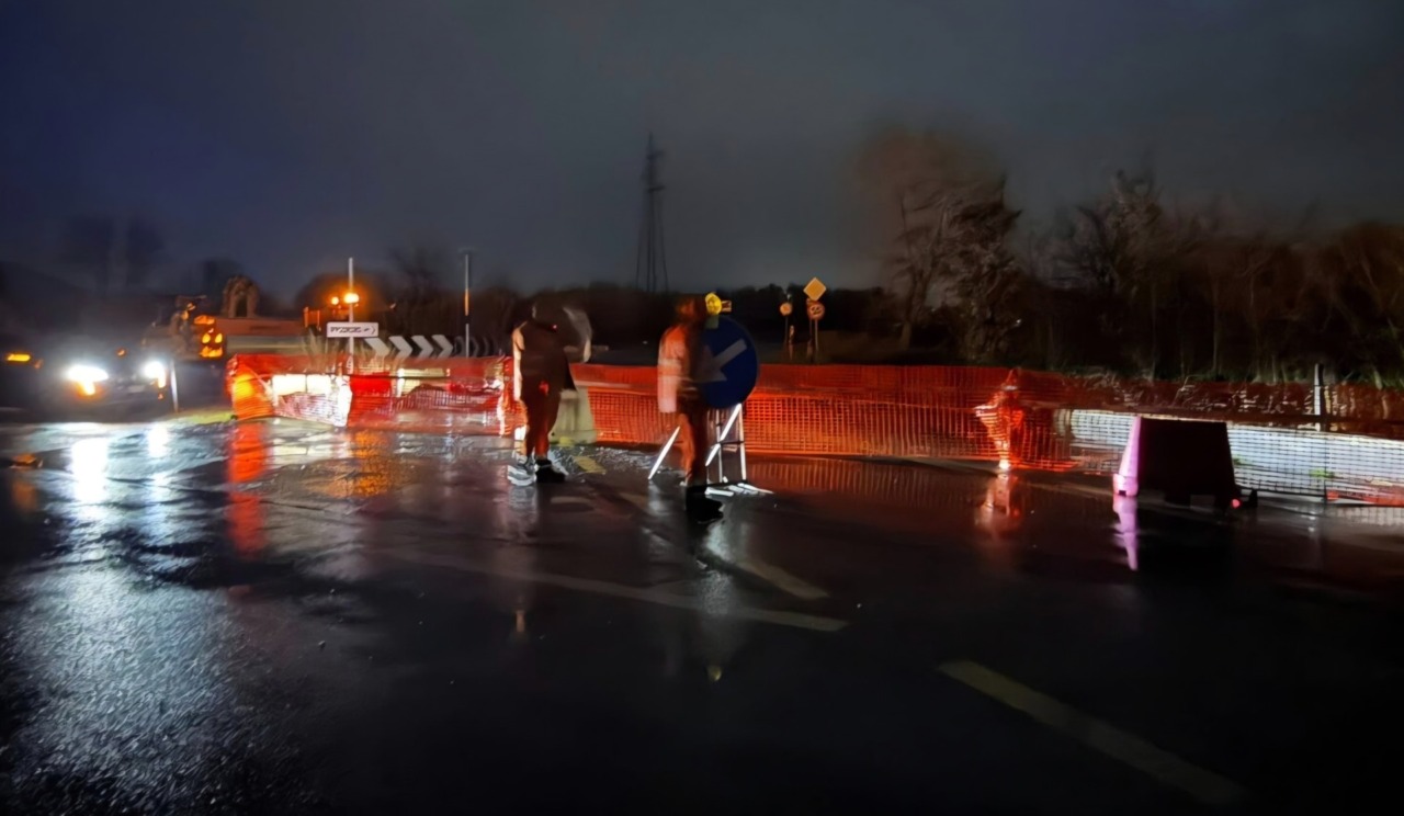 Maltempo: chiuso il ponte sul torrente Ausente per gravi criticità