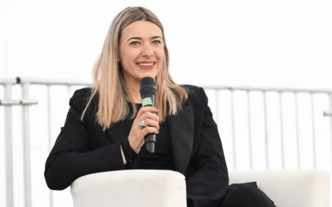 Sara Norcia si dimette dalla Lega: “Pronta a ricostruire per la comunità”