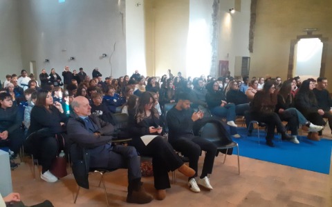 Terracina celebra la Giornata della Memoria con “Voci, Valori, Memorie: contro l’indifferenza”