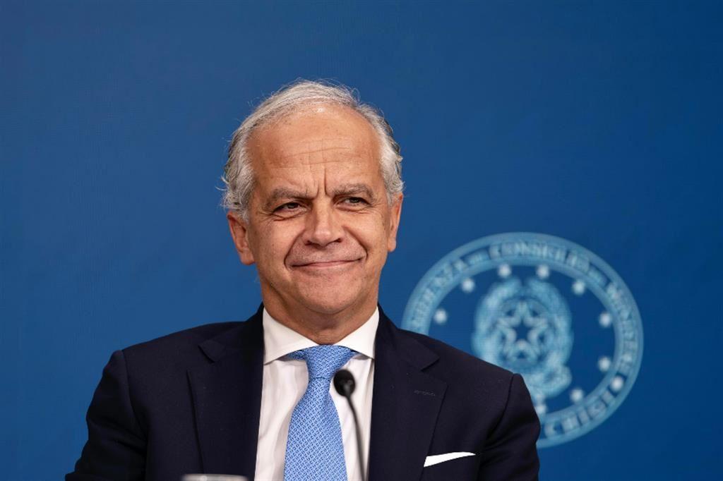 Viminale: espulsioni immediate per migranti violenti