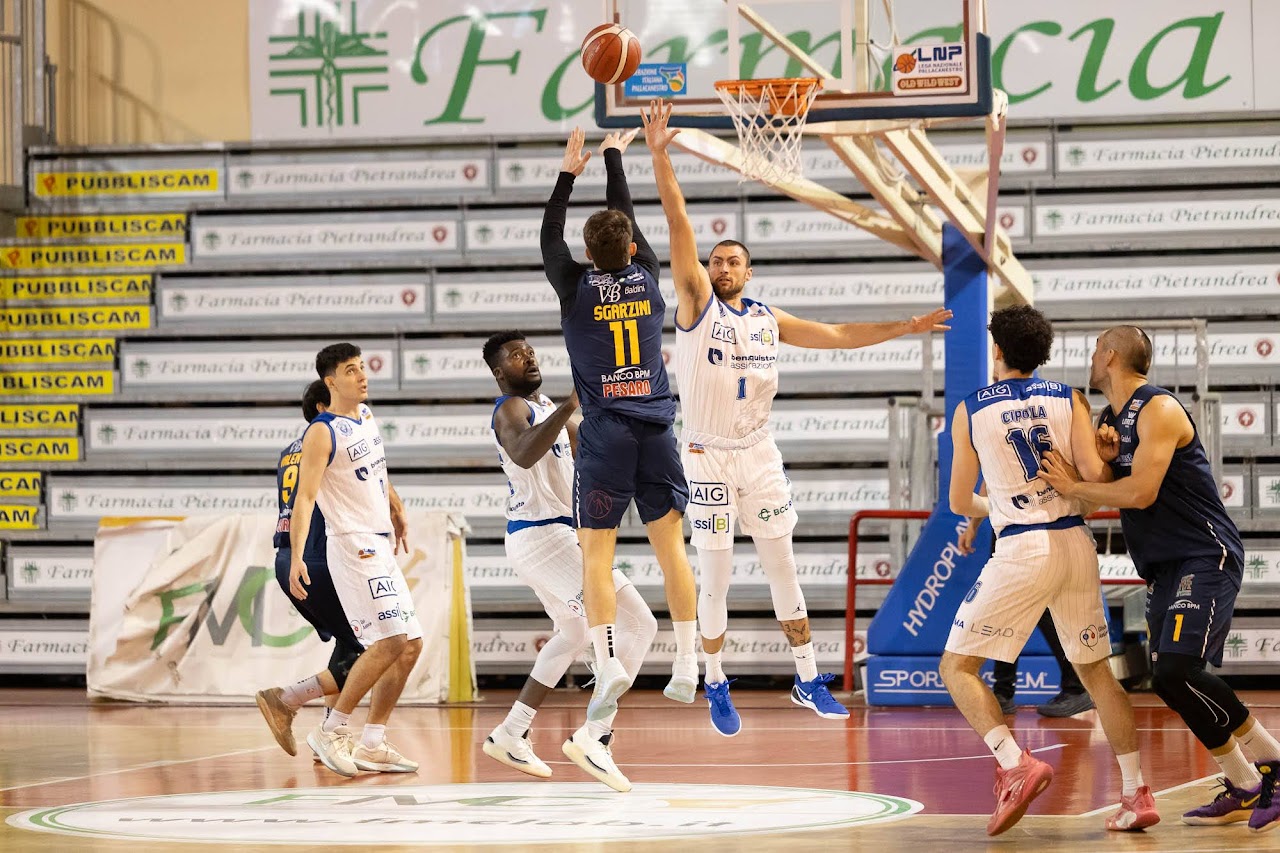 Benacquista Latina affronta Jesi oggi. Inizio alle 18