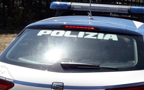 Denunciato uomo con spray al peperoncino durante un posto di blocco