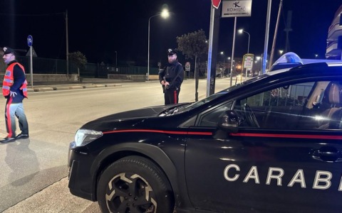 Fermati con crack e contante, denunciati due sospetti