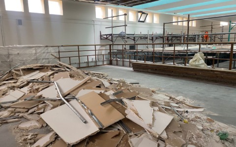 Il Sindaco in visita ai lavori di ristrutturazione della biblioteca Manuzio