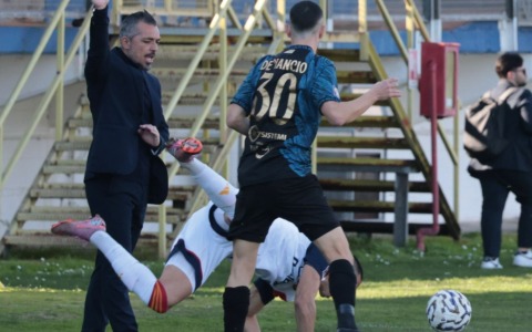 In vista di Giugliano-Latina, il Siracusa ultimo in classifica