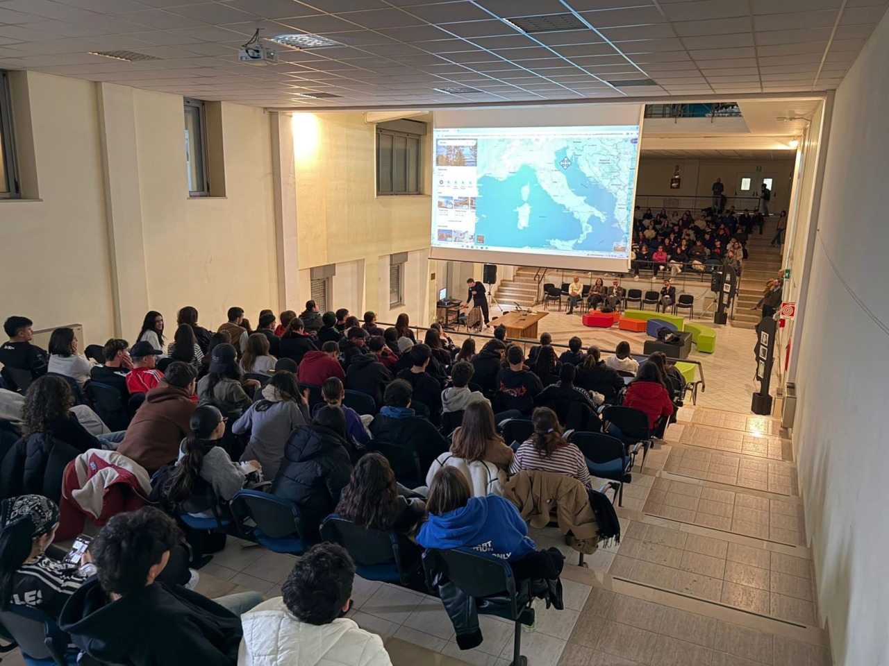 Inaugurato il progetto “Europa una barca” all’Istituto Teodosio Rossi
