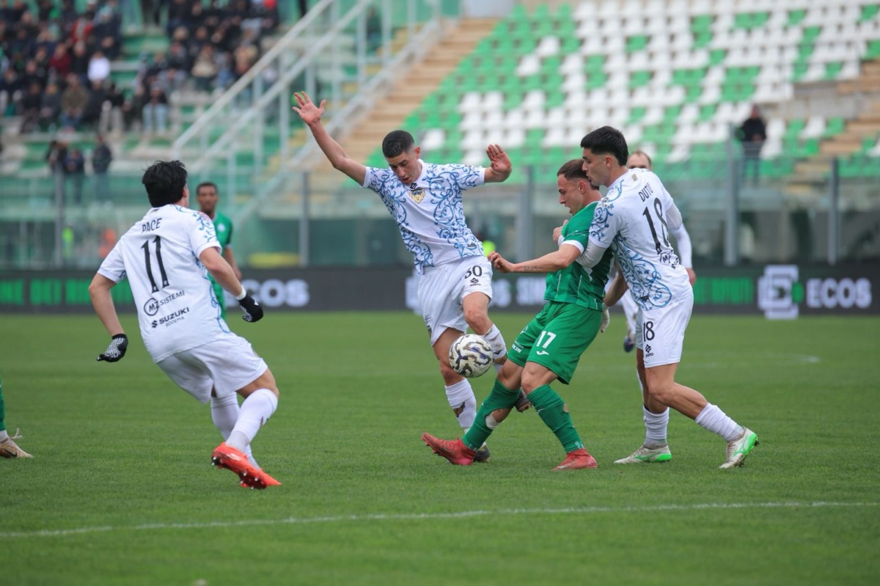 Latina-Cavese, Volpe: “La partita più importante da quando sono qui”